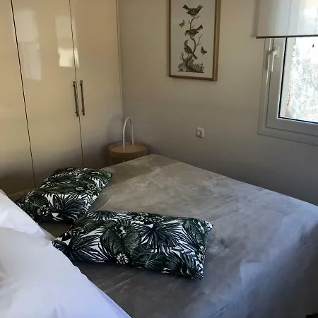 Agion Apostolon 4 Corfu (city)